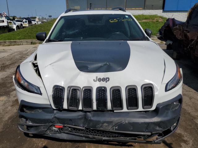 1C4PJMBX0JD571706 - 2018 JEEP CHEROKEE TRAILHAWK WHITE photo 5