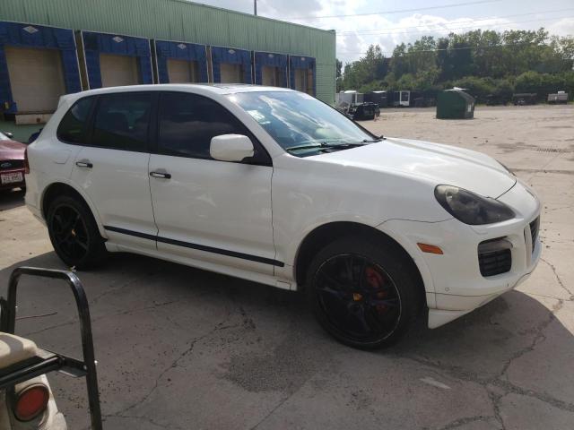 WP1AD2APXALA61421 - 2010 PORSCHE CAYENNE GTS WHITE photo 4