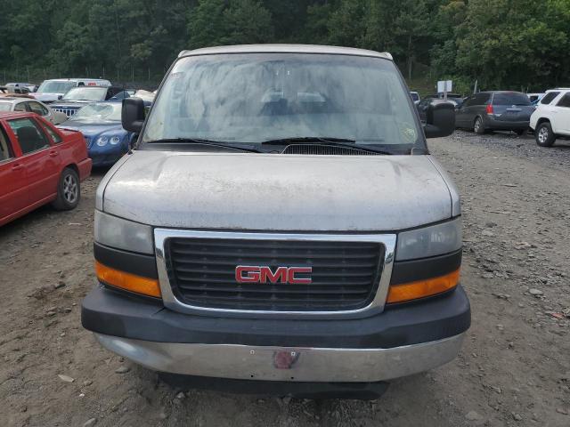 1GJHG39K181211761 - 2008 GMC SUBURBAN G3500 GRAY photo 5