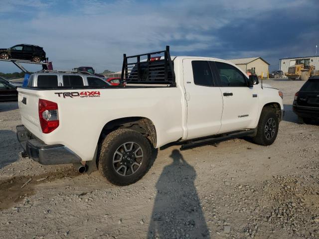 5TFUY5F1XFX479289 - 2015 TOYOTA TUNDRA DOUBLE CAB SR/SR5 WHITE photo 3