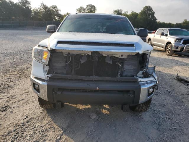 5TFUY5F1XFX479289 - 2015 TOYOTA TUNDRA DOUBLE CAB SR/SR5 WHITE photo 5