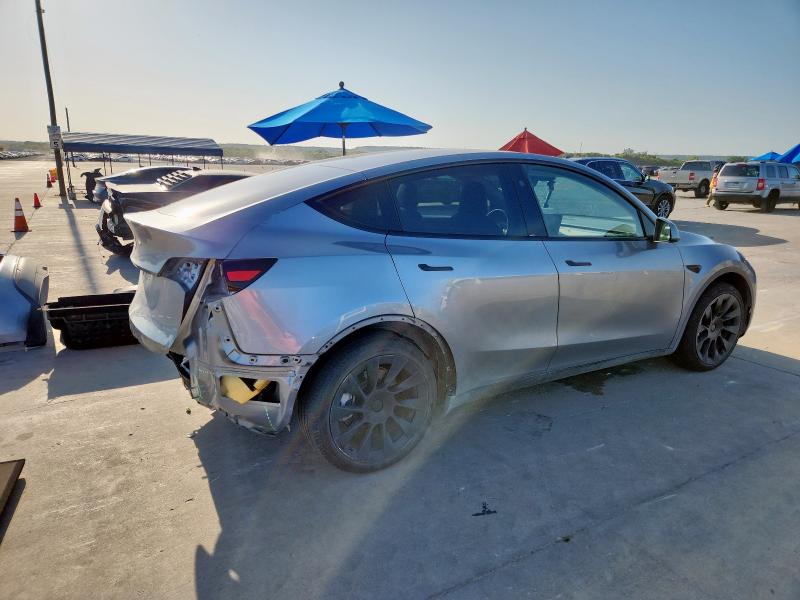 7SAYGDED5SA359074 - 2025 TESLA MODEL Y Gümüş foto 3