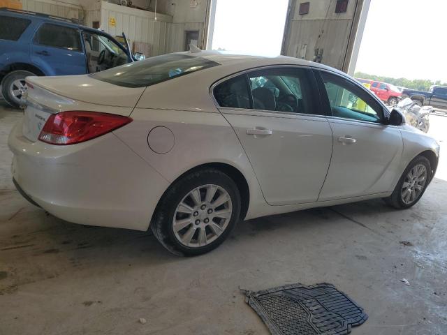 2G4GR5ER9C9212605 - 2012 BUICK REGAL WHITE photo 3