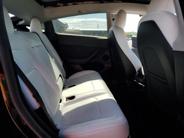 7SAYGDED0RF165551 - 2024 TESLA MODEL Y Czarny zdjęcie 10