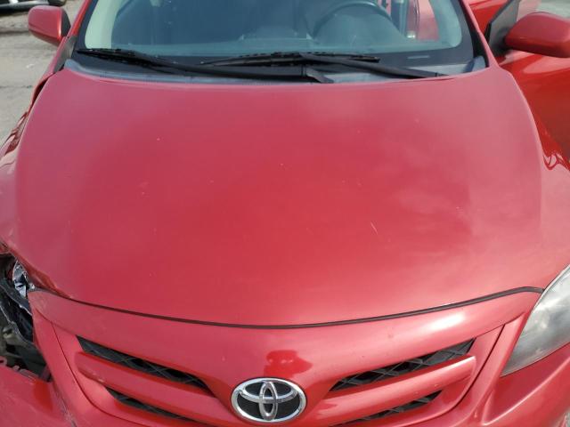 2T1BU4EE8DC109911 - 2013 TOYOTA COROLLA BASE Bordeaux photo 11