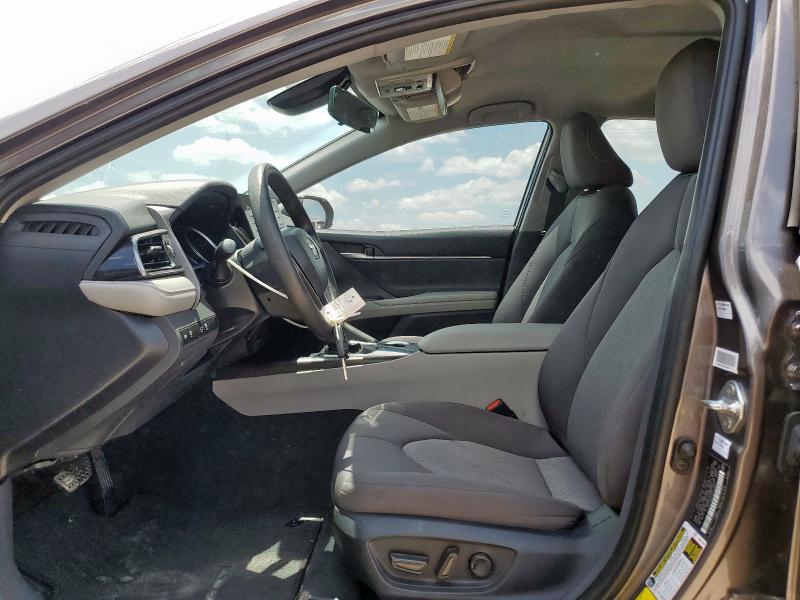 4T1C11AK3PU140820 - 2023 TOYOTA CAMRY LE 灰色 照片 7