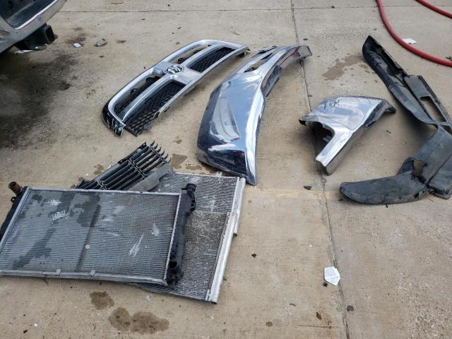 3C6TR5DT9EG271444 - 2014 RAM 2500 SLT ვერცხლისფერი ფოტო 12