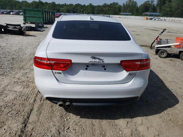 SAJAJ4FN0JCP30648 - 2018 JAGUAR XE PREMIUM WHITE photo 6