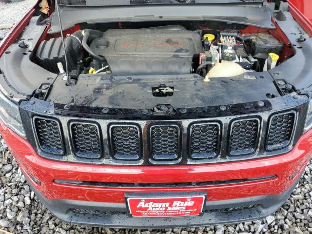 3C4NJDBB8JT453571 - 2018 JEEP COMPASS LATITUDE Czerwony zdjęcie 12