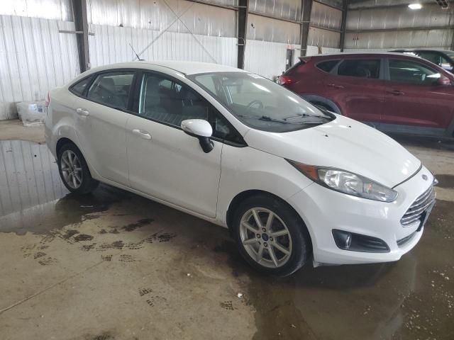 3FADP4BJ8FM208732 - 2015 FORD FIESTA SE WHITE photo 4