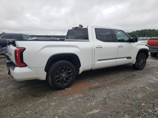 5TFNA5EC5NX003137 - 2022 TOYOTA TUNDRA CREWMAX PLATINUM Weiß Foto 3