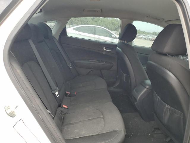 5XXGT4L34JG199444 - 2018 KIA OPTIMA LX أبيض صورة 10