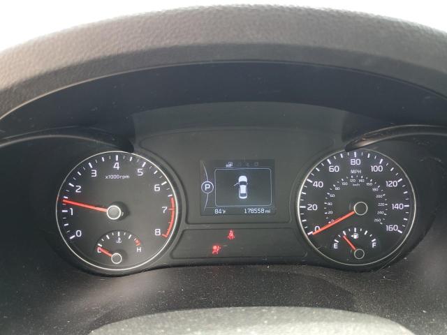 5XXGT4L34JG199444 - 2018 KIA OPTIMA LX أبيض صورة 9