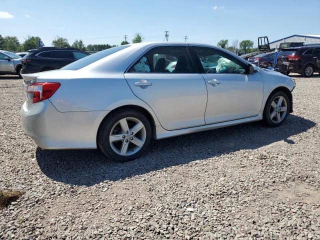 4T1BF1FK7CU114754 - 2012 TOYOTA CAMRY BASE SILVER photo 3