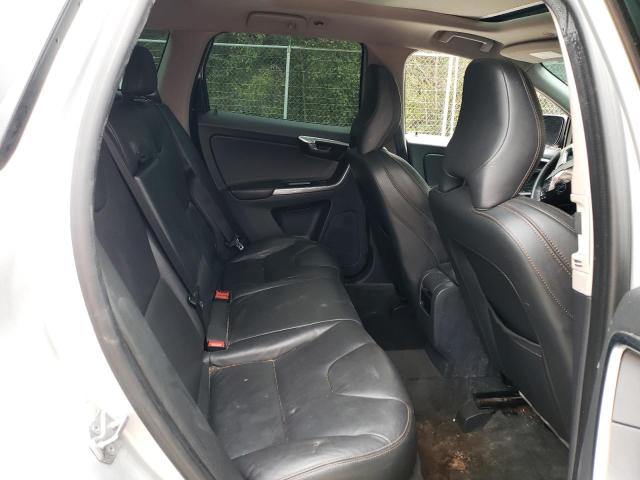 YV440MDR7H2101227 - 2017 VOLVO XC60 T5 DYNAMIC ვერცხლისფერი ფოტო 10