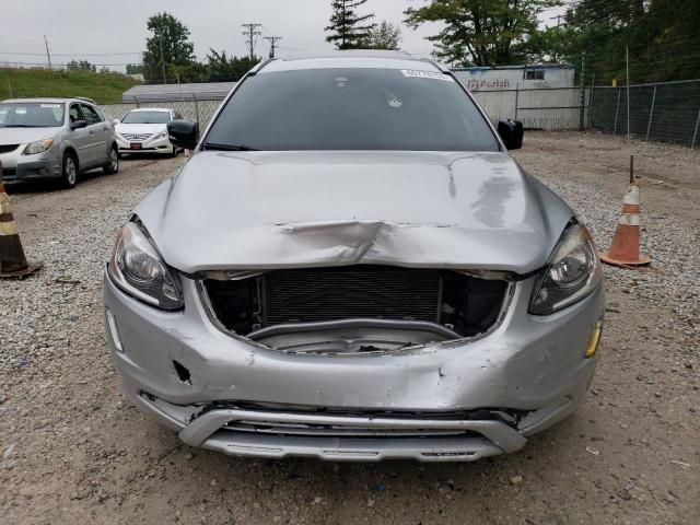 YV440MDR7H2101227 - 2017 VOLVO XC60 T5 DYNAMIC ვერცხლისფერი ფოტო 5