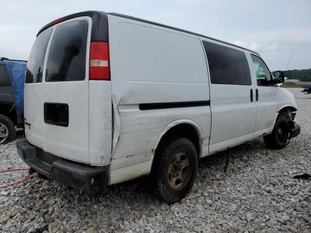 1GCFH154581213455 - 2008 CHEVROLET EXPRESS G1 WHITE photo 3