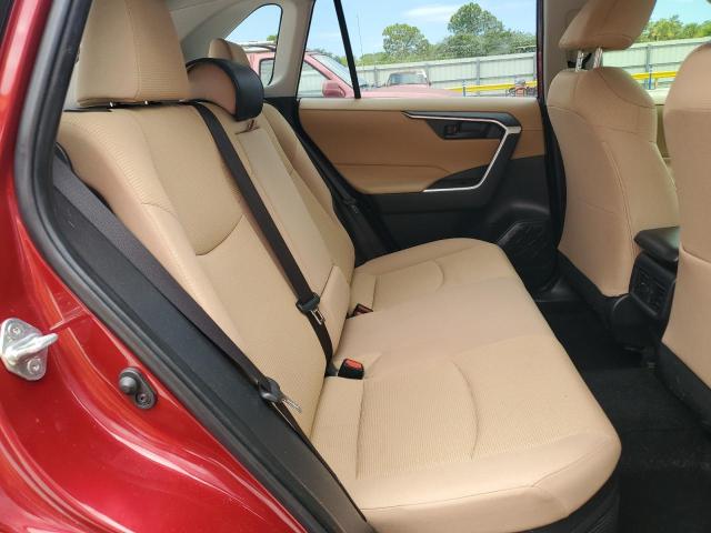 JTMLWRFV0PD575186 - 2023 TOYOTA RAV4 LE أحمر صورة 11