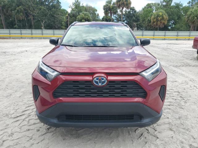 JTMLWRFV0PD575186 - 2023 TOYOTA RAV4 LE أحمر صورة 5