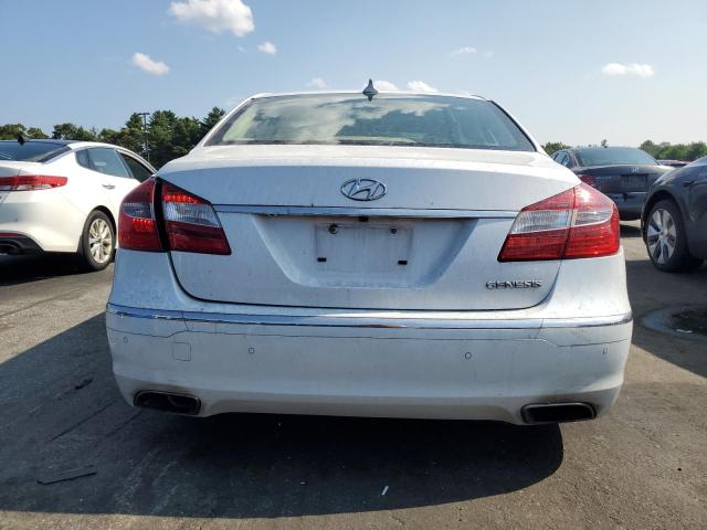 KMHGC4DD5DU257630 - 2013 HYUNDAI GENESIS 3.8L WHITE photo 6