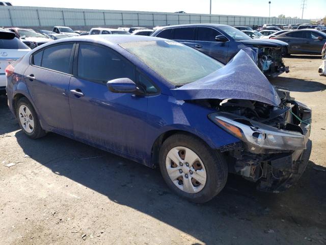 3KPFK4A73JE179943 - 2018 KIA FORTE LX BLUE photo 4