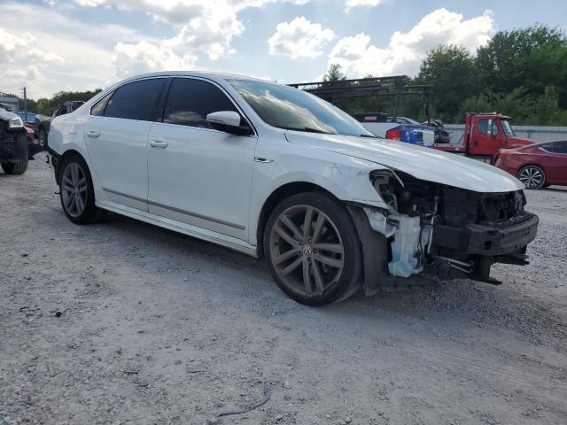 1VWDT7A39HC039963 - 2017 VOLKSWAGEN PASSAT R-LINE თეთრი ფოტო 4