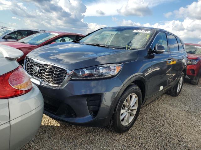 5XYPG4A5XLG622065 - 2020 KIA SORENTO S GRAY photo 2