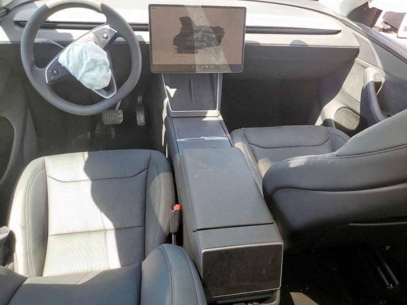 7SAYGDEE3TA409125 - 2026 TESLA MODEL Y 灰色 照片 8