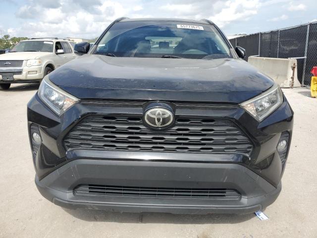 JTMW1RFV5KD010064 - 2019 TOYOTA RAV4 XLE BLACK photo 5