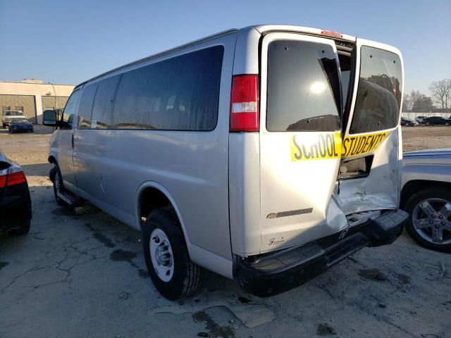 1GNZGNHG0H1236128 - 2017 CHEVROLET EXPRESS G3 LS WHITE photo 3