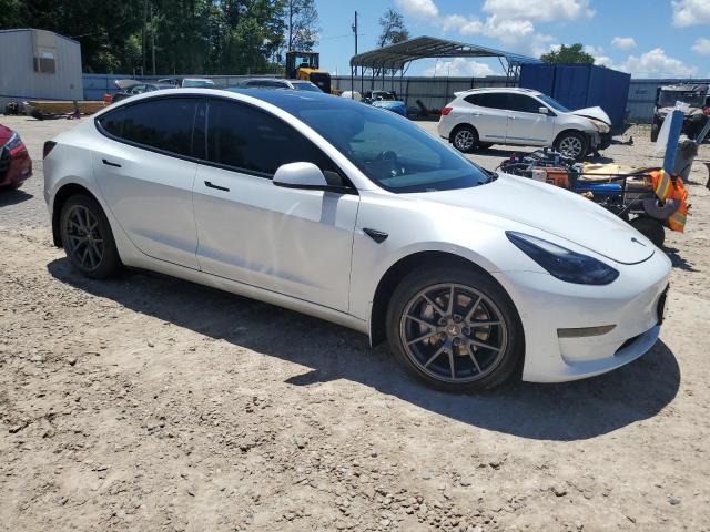 5YJ3E1EA4NF321151 - 2022 TESLA MODEL 3 WHITE photo 4