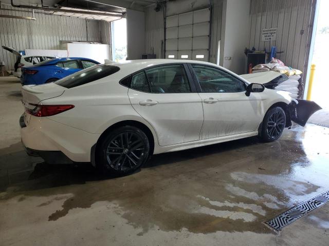 4T1DAACK9SU602680 - 2025 TOYOTA CAMRY XSE 白色 照片 3