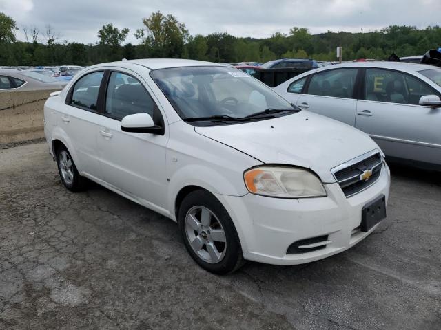 KL1TD56678B196455 - 2008 CHEVROLET AVEO BASE WHITE photo 4