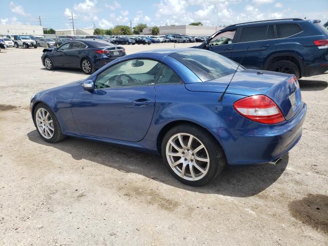 WDBWK56F05F074230 - 2005 MERCEDES-BENZ SLK 350 BLUE photo 2