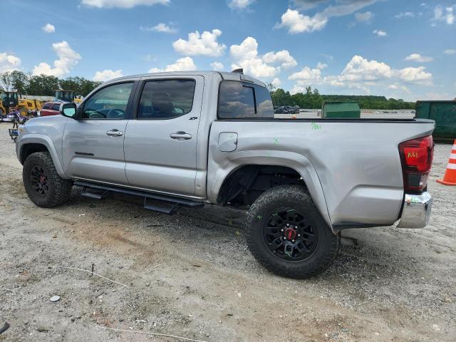 5TFAZ5CNXMX103972 - 2021 TOYOTA TACOMA DOUBLE CAB ვერცხლისფერი ფოტო 2