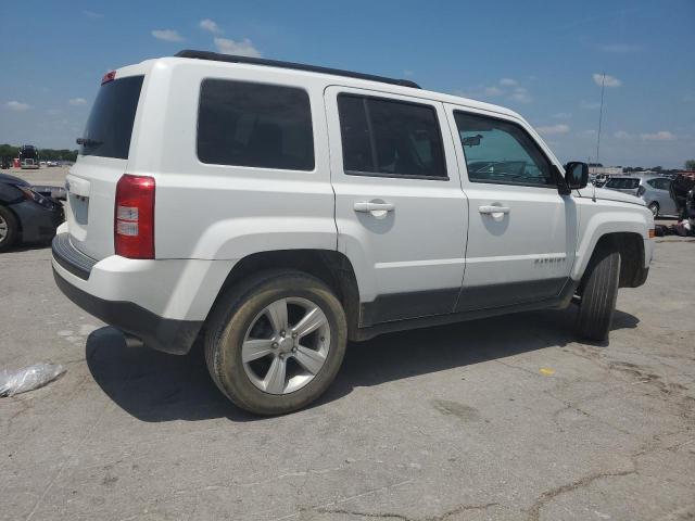1C4NJRBB7ED863299 - 2014 JEEP PATRIOT SPORT WHITE photo 3