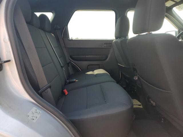 1FMCU0D71BKB82741 - 2011 FORD ESCAPE XLT SILVER photo 11