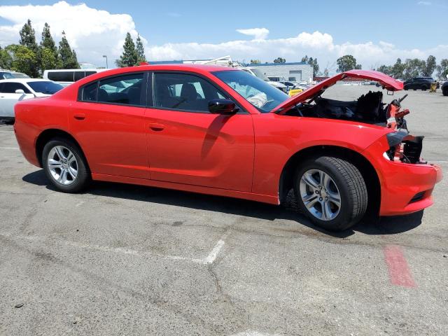 2C3CDXBG7PH690926 - 2023 DODGE CHARGER SXT RED photo 4