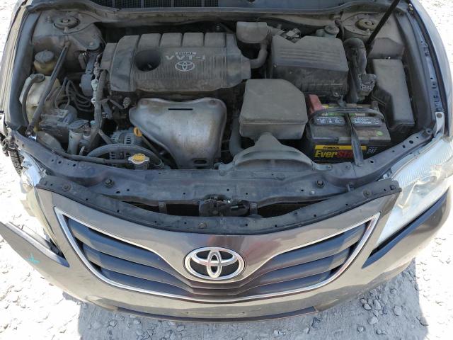 4T4BF3EK5AR011669 - 2010 TOYOTA CAMRY BASE GRAY photo 11