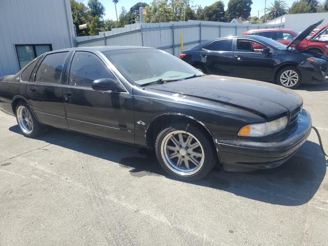 1G1BL52P5SR111822 - 1995 CHEVROLET CAPRICE / CLASSIC SS BLACK photo 4