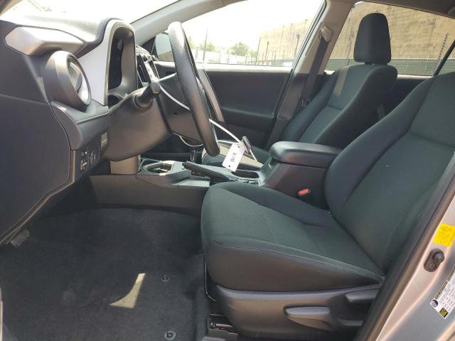 2T3ZFREV4HW333002 - 2017 TOYOTA RAV4 LE SILVER photo 7