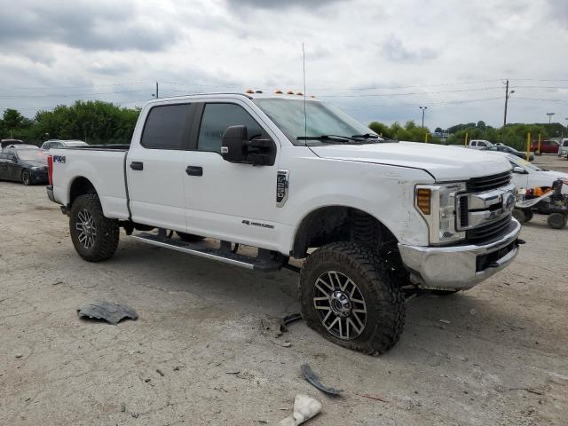 1FT7W2BT2JEC06313 - 2018 FORD F250 SUPER DUTY Ақ фото 4