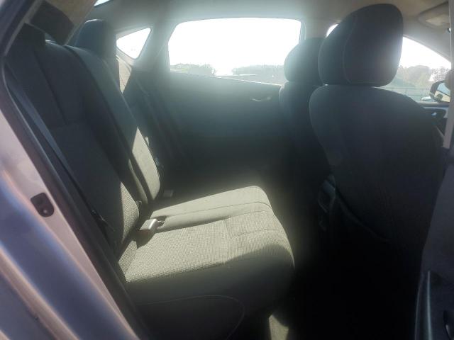 3N1AB7AP1JY273767 - 2018 NISSAN SENTRA S SILVER photo 11