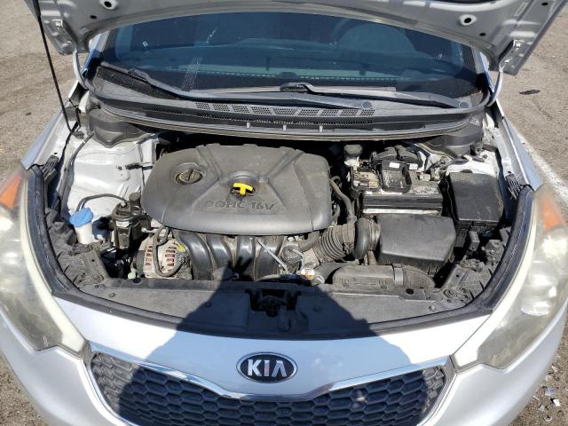 KNAFK4A64F5346642 - 2015 KIA FORTE LX SILVER photo 11