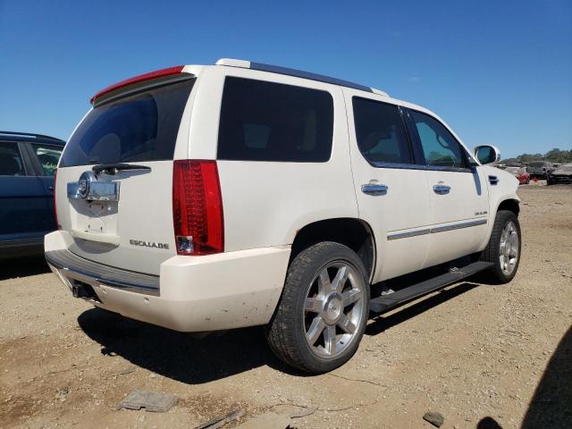 1GYUKCEF2AR284345 - 2010 CADILLAC ESCALADE PREMIUM WHITE photo 3