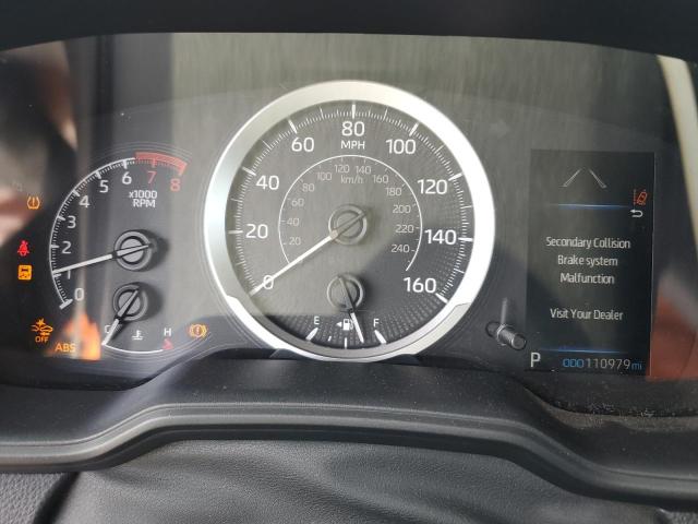 5YFEPRAE7LP049450 - 2020 TOYOTA COROLLA LE 银色 照片 9