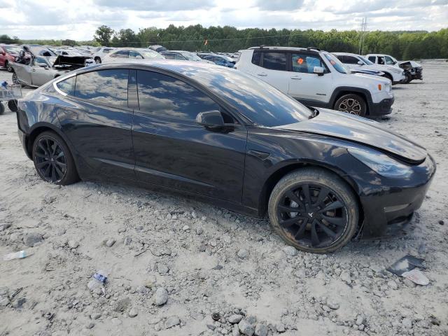 5YJ3E1EB3JF147527 - 2018 TESLA MODEL 3 Чорний фото 4