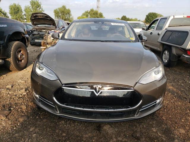 5YJSA1E29GF124169 - 2016 TESLA MODEL S أسمر صورة 5
