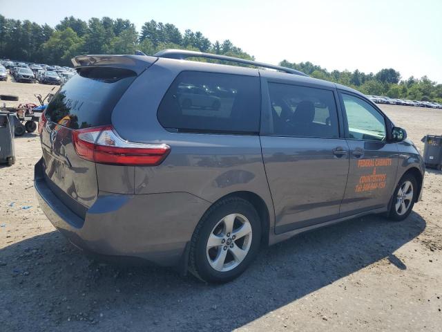 5TDKZ3DC1KS973277 - 2019 TOYOTA SIENNA LE 灰色 照片 3