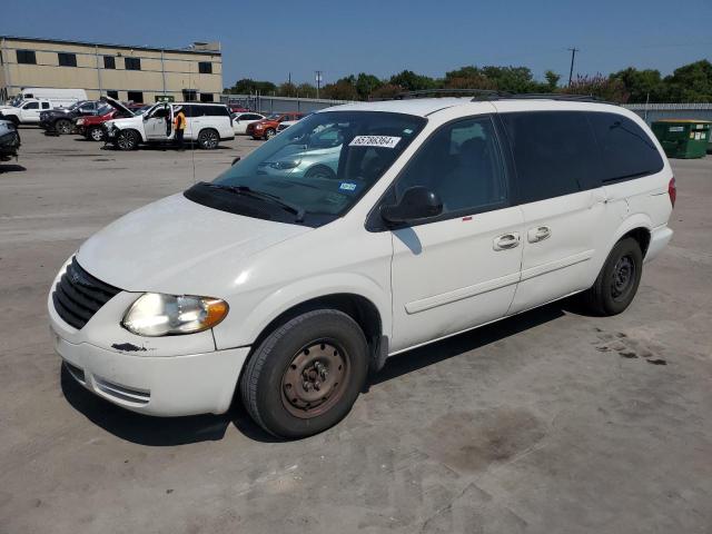 2005 CHRYSLER TOWN & COU LX, 